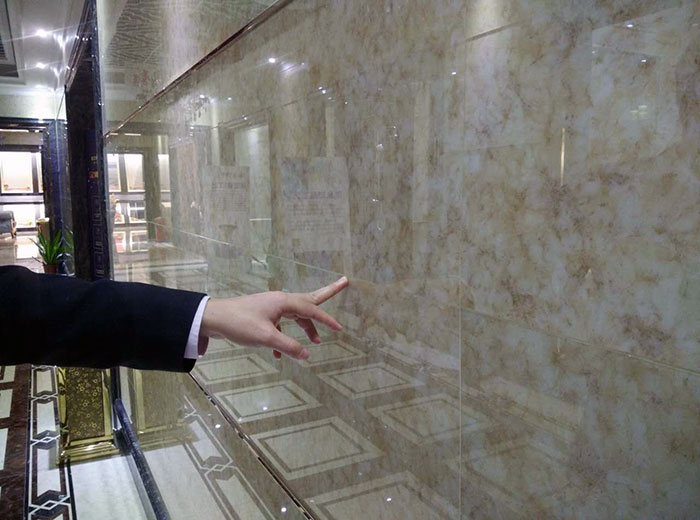 pp电子微晶石铺贴墙面留缝