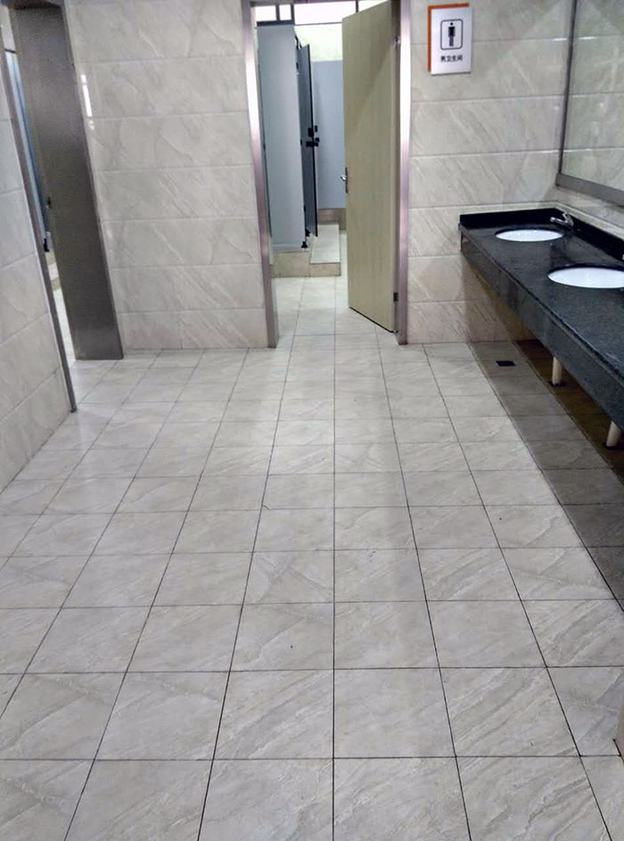 pp电子瓷砖品牌工程案例鉴赏：武汉金盛国际家居?金银湖广场