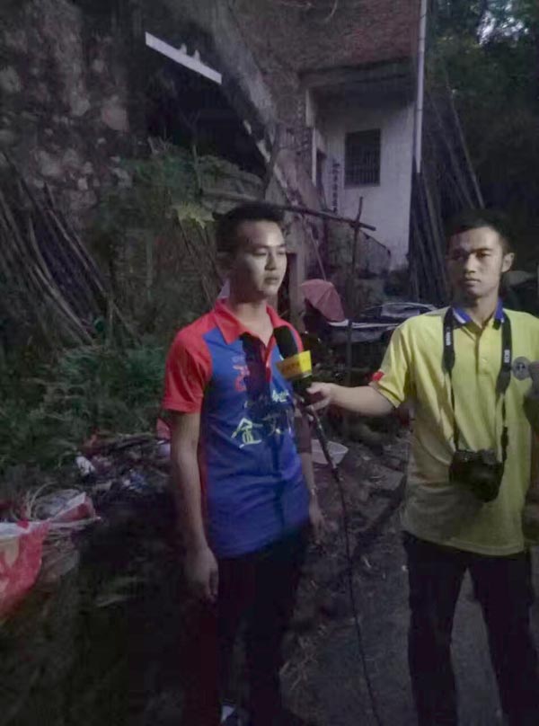 健全活动，致力善举，兴宁pp电子足球队好样的！