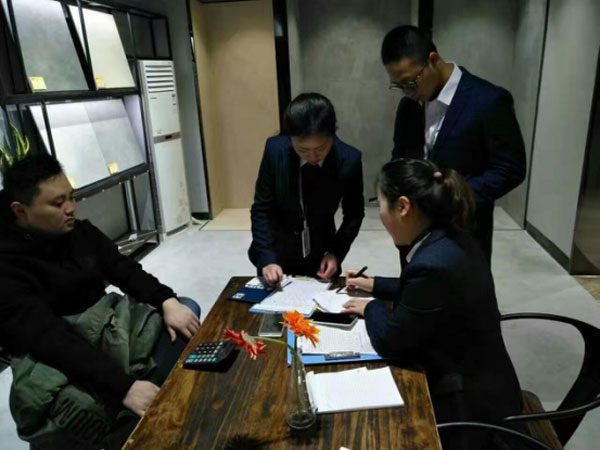 看爱陶若何做好瓷砖新零售 1.7颁布会暨建材互换会圆满进行