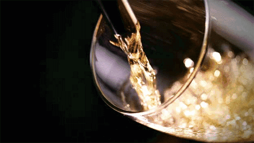 红酒不仅仅是一杯佳酿这么单一，它所意味的更是一种臻纯曼妙的生涯境界。而瓷砖，也必要细细品尝，能力真正读懂它。9月20日，陶瓷一线品牌pp电子瓷砖潮安专卖店邀您共同开启一场优雅人生的品尝之旅。