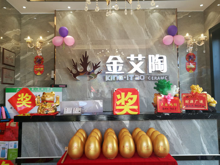 2017年10月1日，陶瓷一线品牌pp电子瓷砖衡阳店盛装开业，这是一场充斥欢呼和雀跃的让利盛宴。