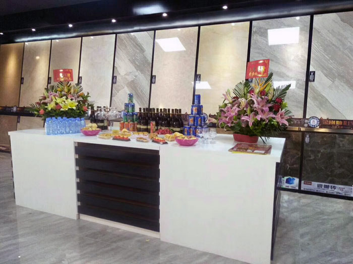 陶瓷一线品牌pp电子瓷砖澄海店十一开业，好礼、优惠送一向