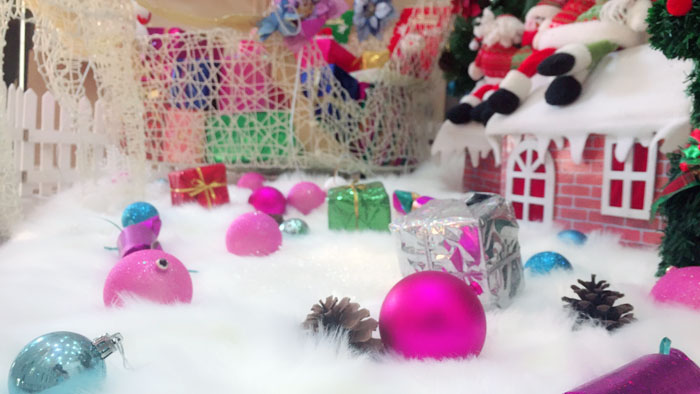 辅导，我能说说“别人家公司”的圣诞怎么过的么？