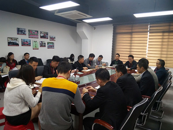 幸福是奋斗出来的！——pp电子团队12月总结会