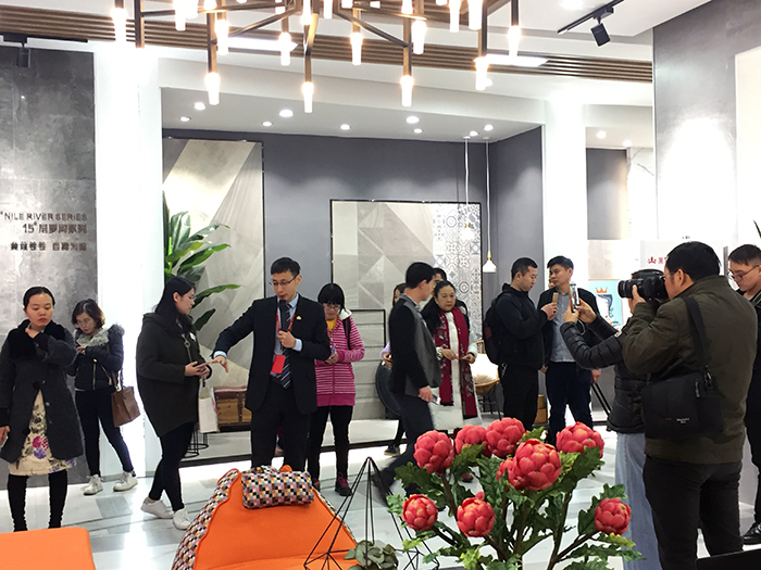 pp电子2017年终总结暨赞美大会盛大召开