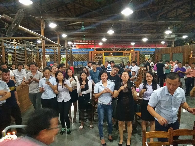 pp电子喜迎三周年庆，感恩同业