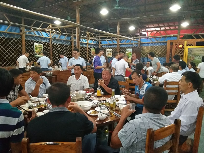 pp电子喜迎三周年庆，感恩同业