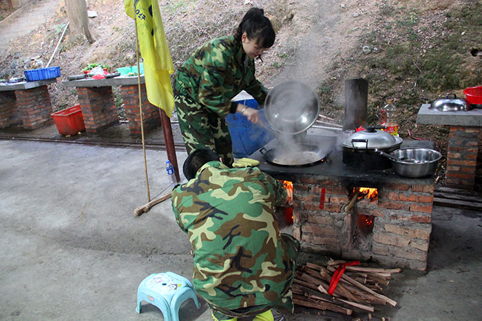 2017年2月13-15日，pp电子“虎狼路”户表拓展训练圆满实现